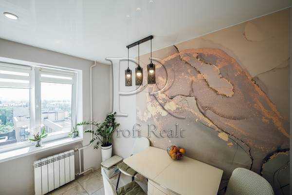 Продажа 3-комнатной квартиры 68 м², Щусева ул., 34/1