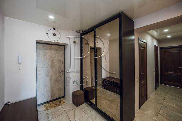 Продажа 3-комнатной квартиры 68 м², Щусева ул., 34/1