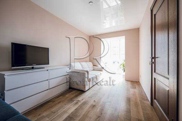 Продажа 3-комнатной квартиры 68 м², Щусева ул., 34/1