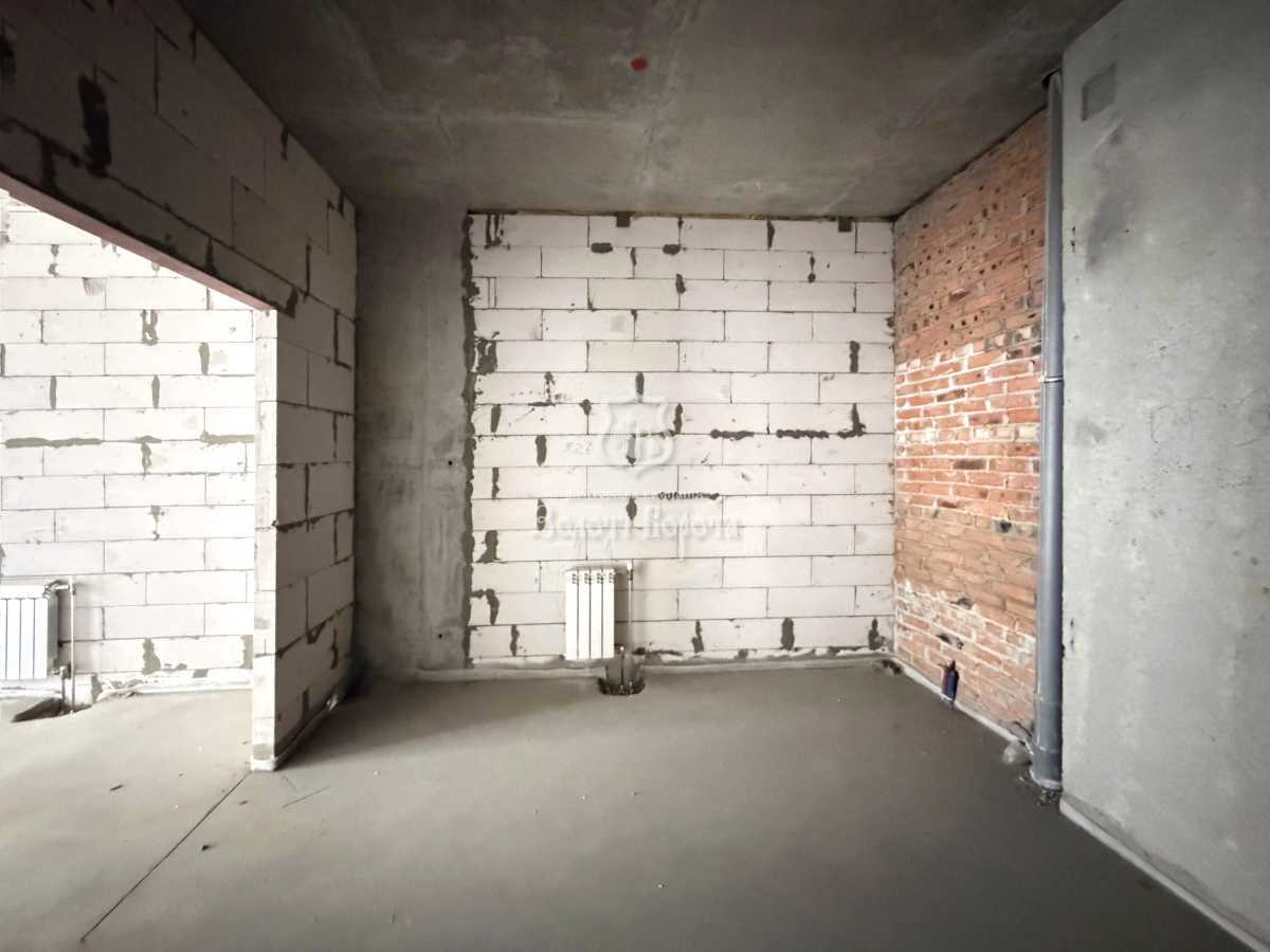 Продажа 2-комнатной квартиры 77 м², Щекавицкая ул., 53