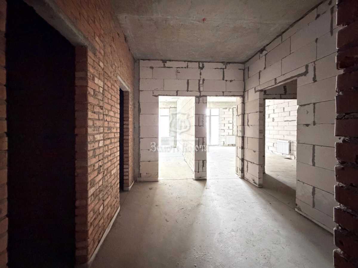 Продажа 2-комнатной квартиры 77 м², Щекавицкая ул., 53