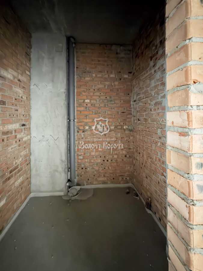 Продажа 2-комнатной квартиры 77 м², Щекавицкая ул., 53