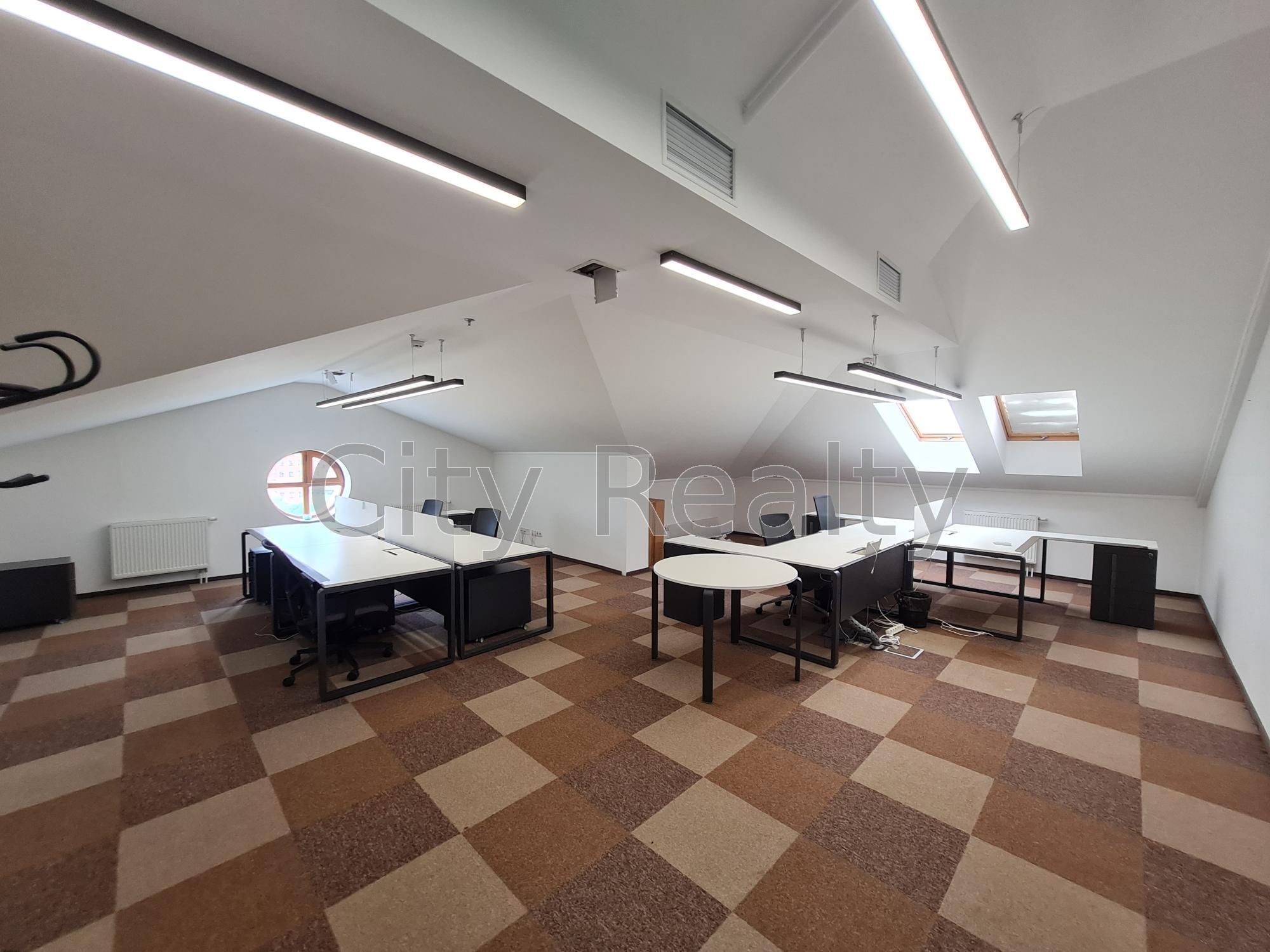 Оренда офісу 521.5 м², Петра Сагайдачного вул., 33