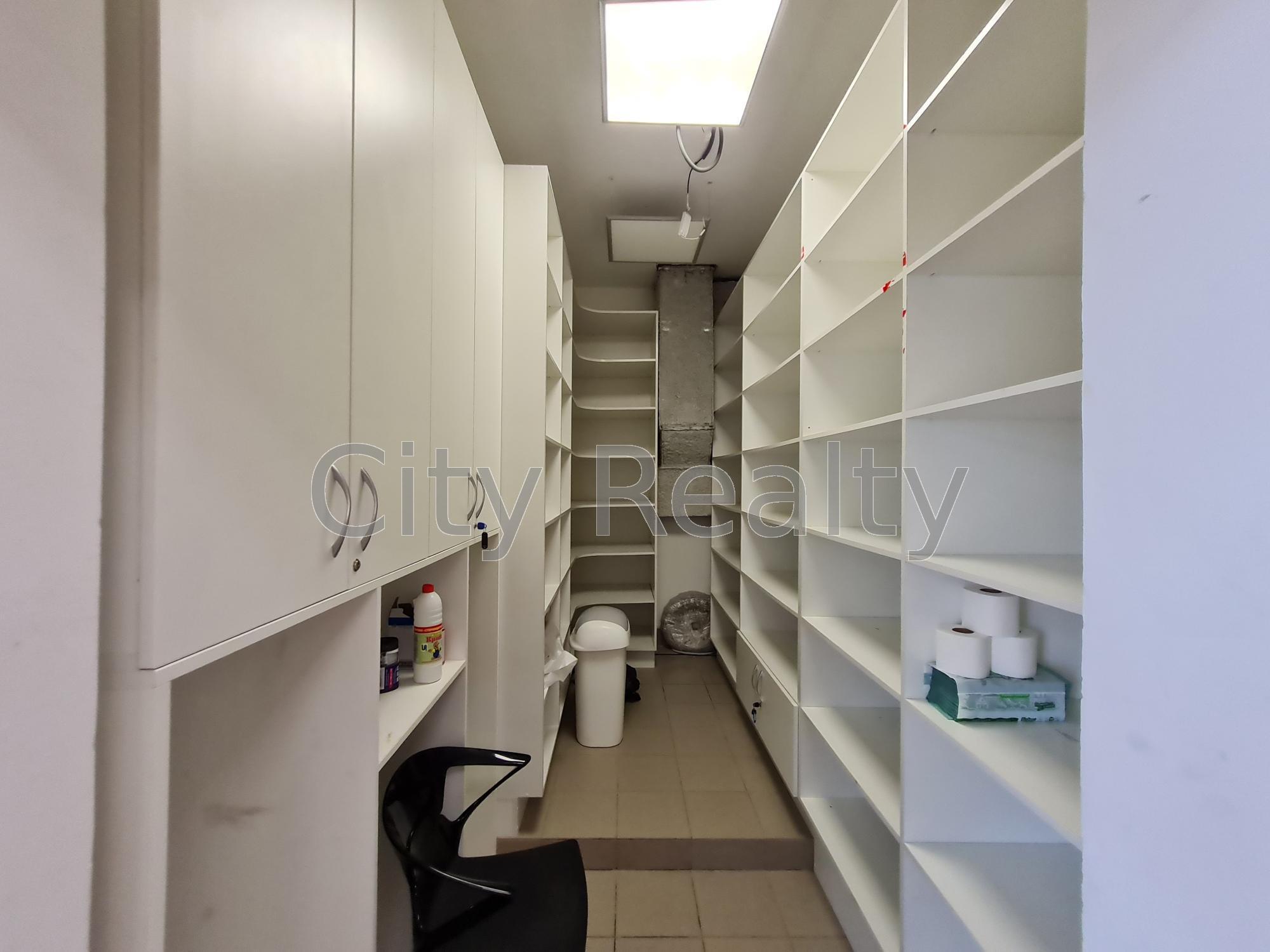 Оренда офісу 521.5 м², Петра Сагайдачного вул., 33