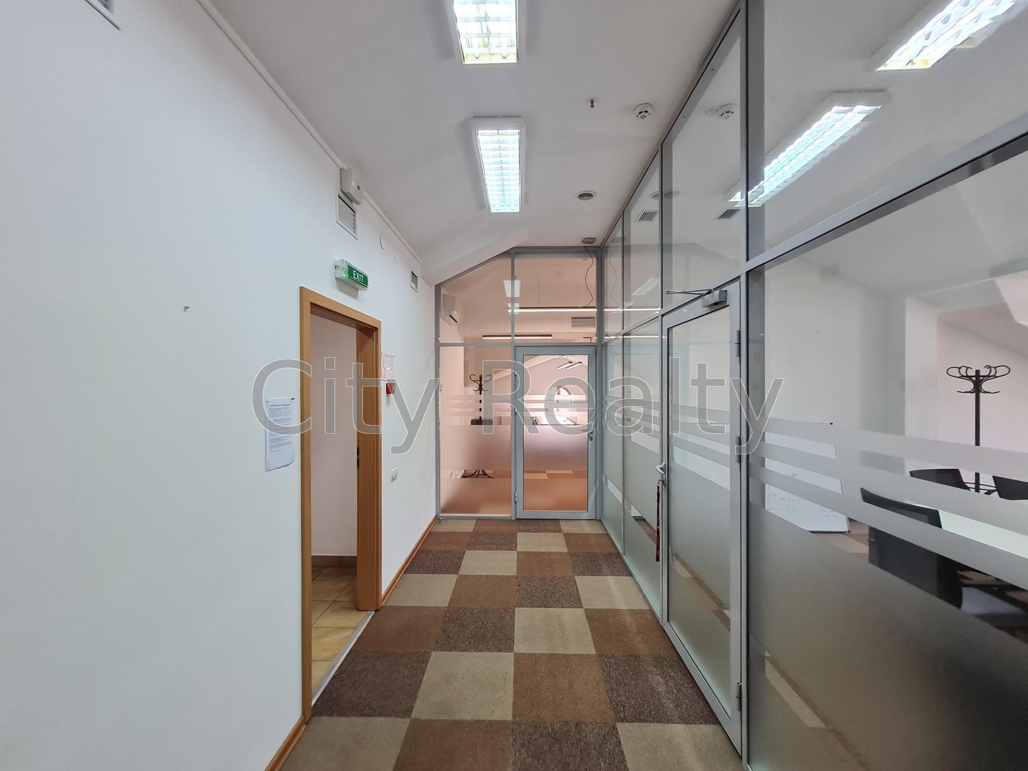 Оренда офісу 521.5 м², Петра Сагайдачного вул., 33