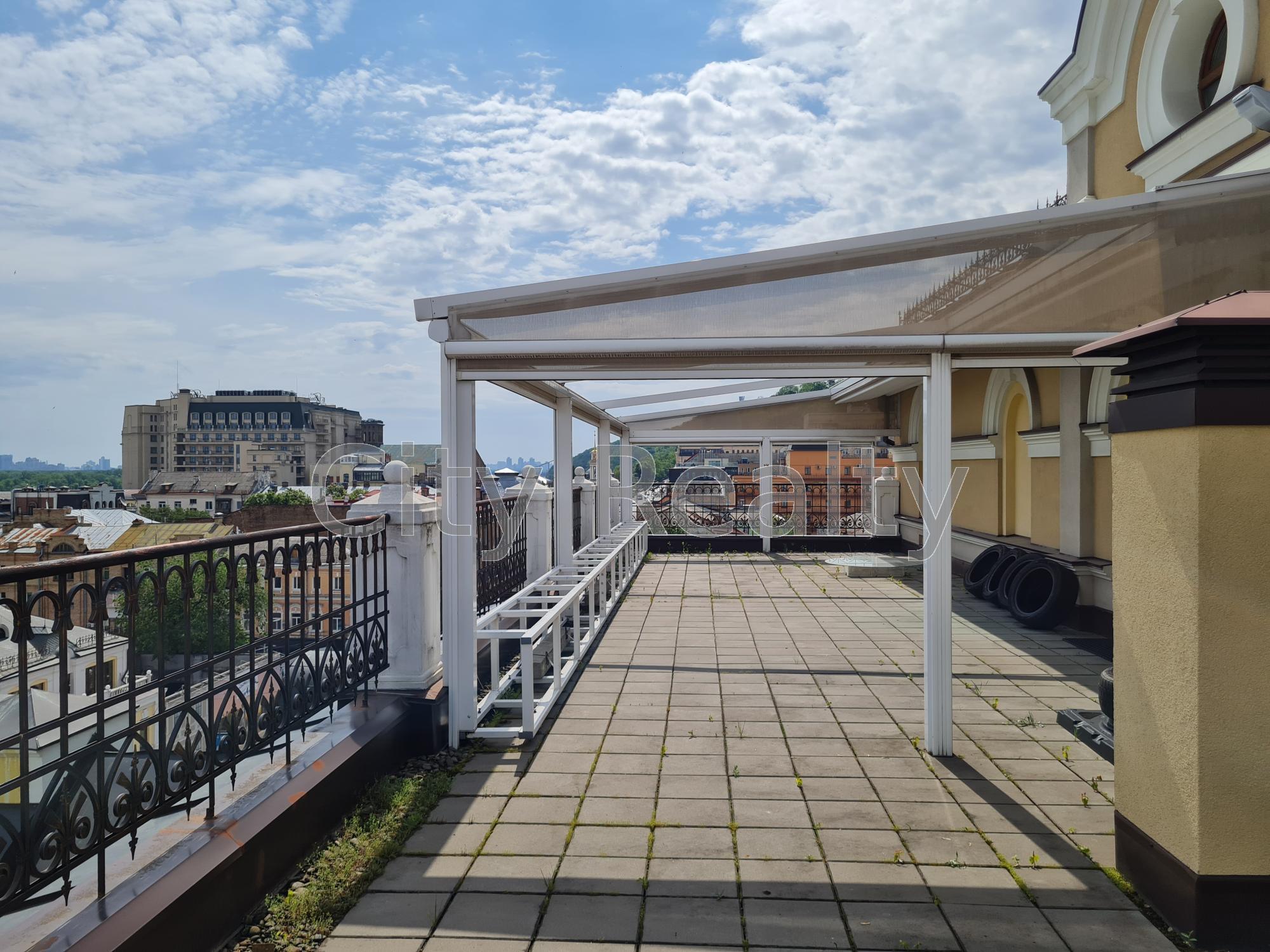 Оренда офісу 521.5 м², Петра Сагайдачного вул., 33