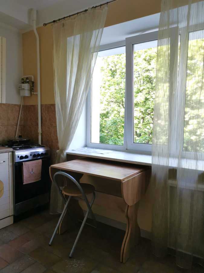 Оренда 2-кімнатної квартири 45 м², Дружби Народів бул., 28А