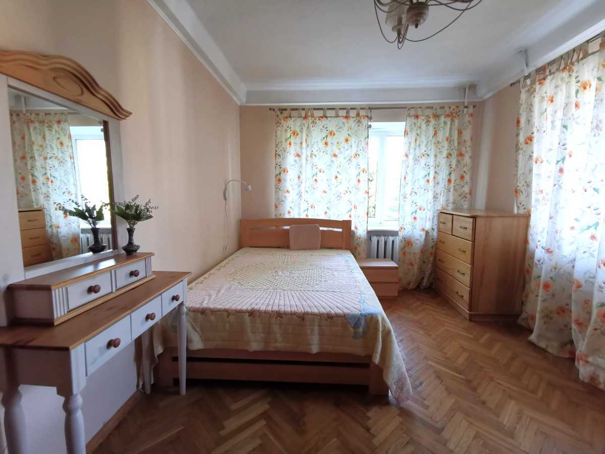 Оренда 2-кімнатної квартири 45 м², Дружби Народів бул., 28А