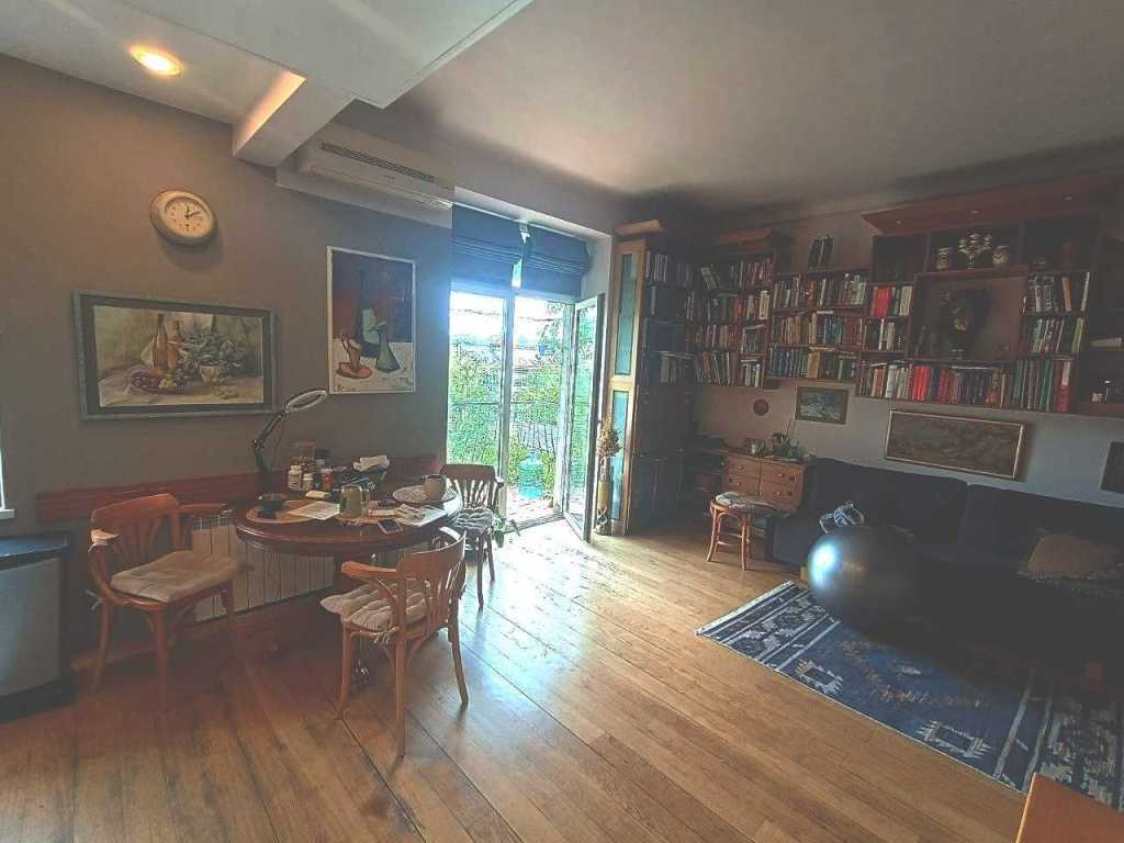 Продажа 2-комнатной квартиры 77 м², Профессора Подвысоцкого ул., 15/10