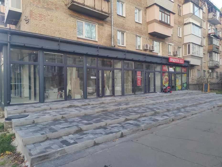 Аренда другого торгового помещения 130 м², Строителей пер., 4