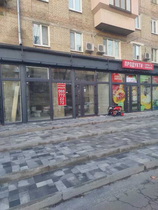 Аренда другого торгового помещения 130 м², Строителей пер., 4