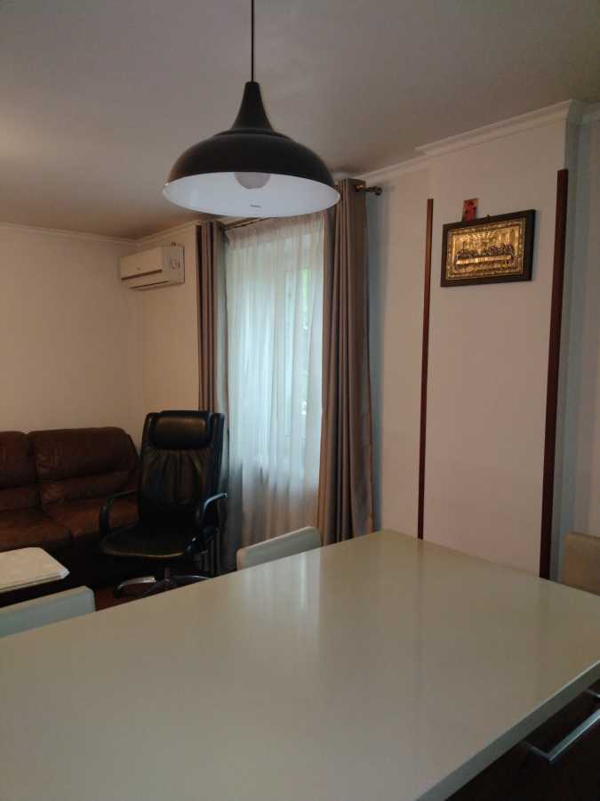 Продажа 4-комнатной квартиры 100.1 м², Менделеева ул., 12