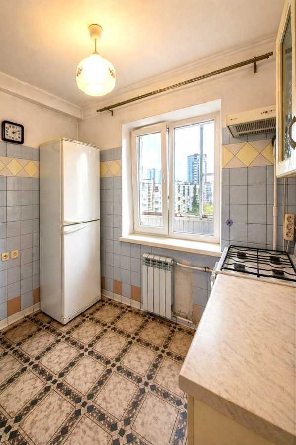 Продаж 2-кімнатної квартири 45.9 м², Маршала Малиновського вул., 11Б