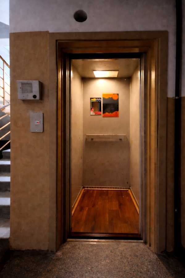 Продаж 2-кімнатної квартири 45.9 м², Маршала Малиновського вул., 11Б