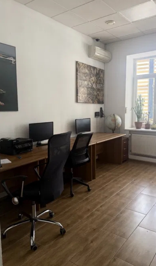 Аренда офиса 300 м², Мукачевский пер.