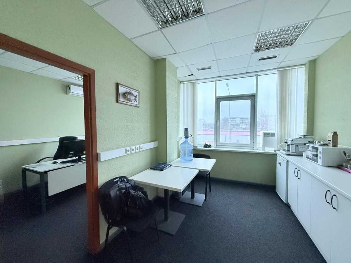 Аренда склада 500 м², Центральна