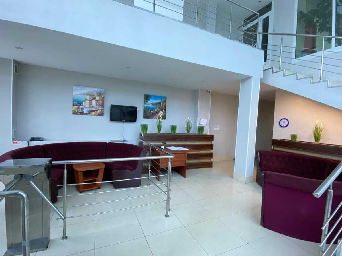 Аренда склада 500 м², Центральна