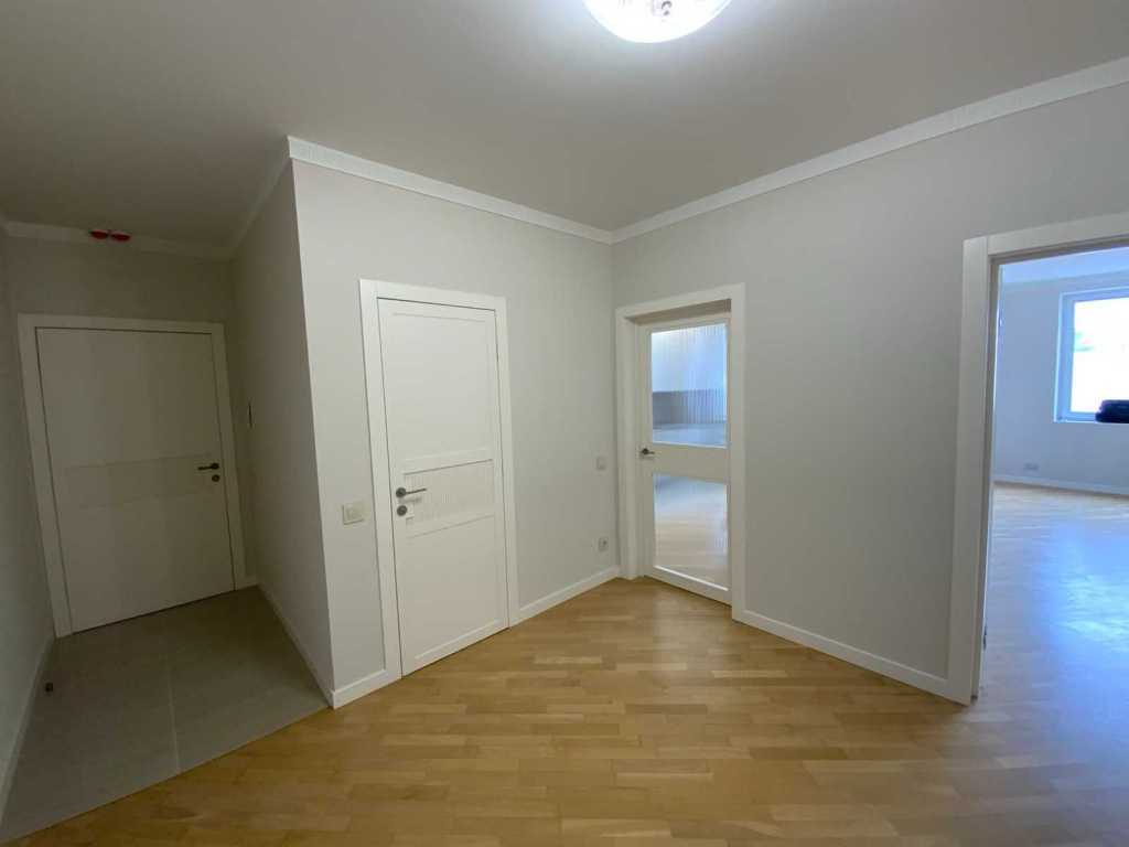 Продаж 3-кімнатної квартири 106 м², Раїси Окіпної вул., 10Б