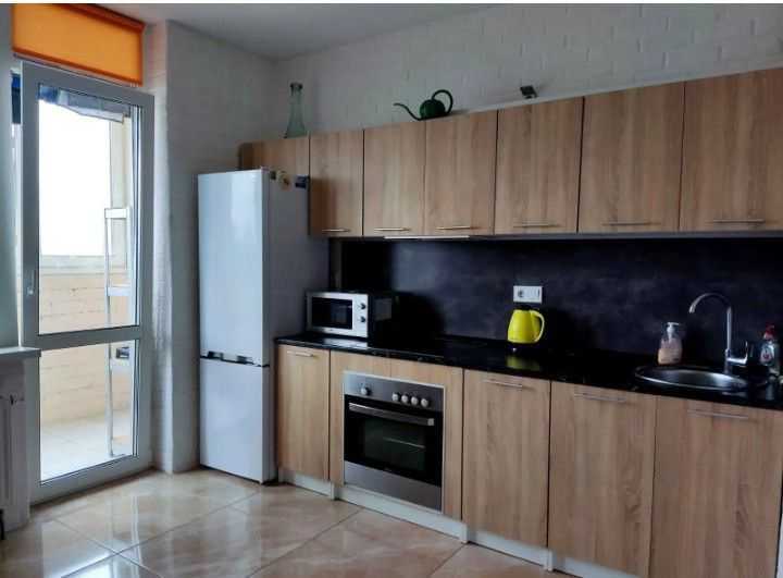 Оренда 1-кімнатної квартири 45 м², Набережна вул., 6Ж