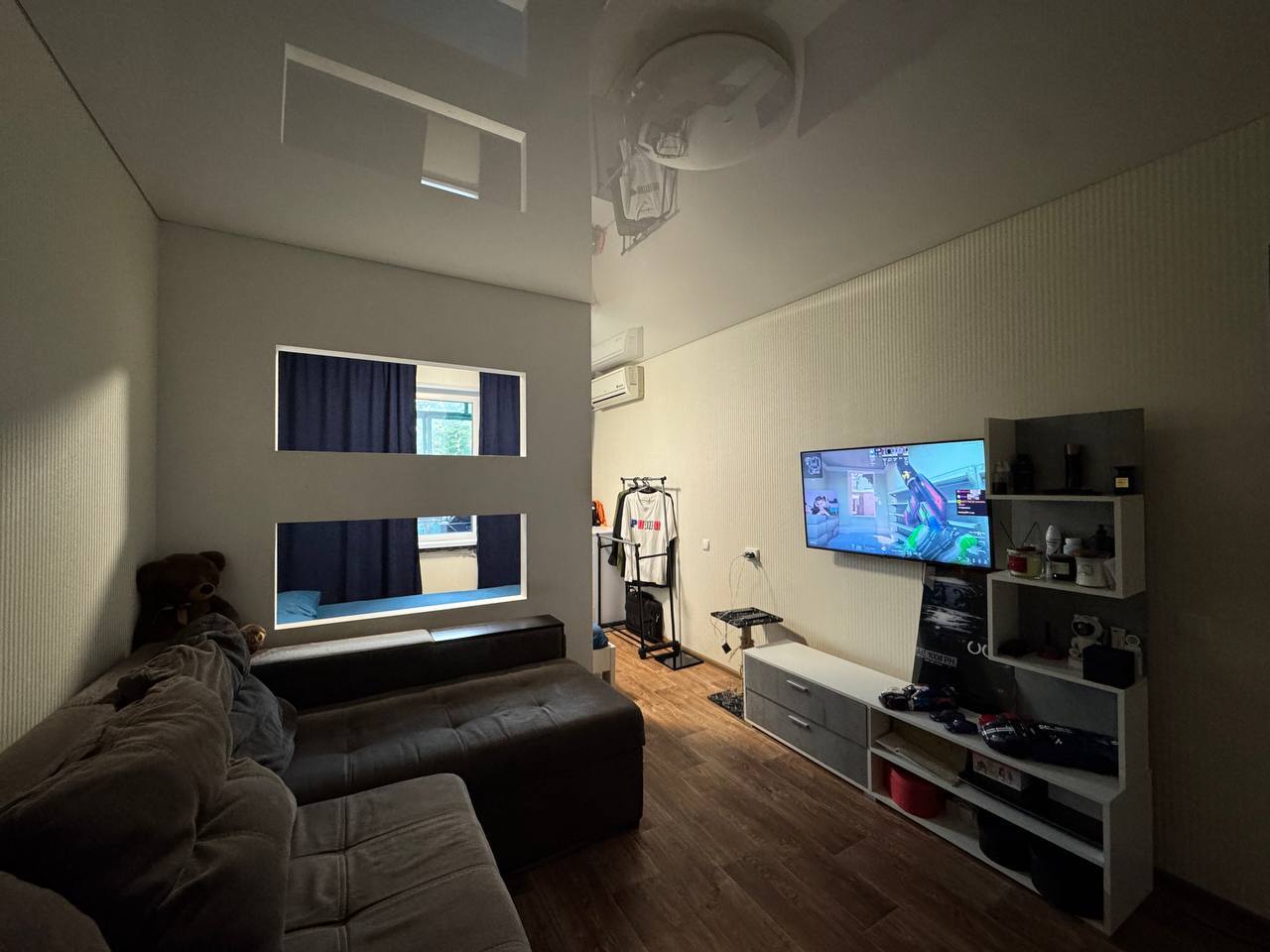 Продаж квартири з вільним плануванням 30.6 м², Покровская вул.
