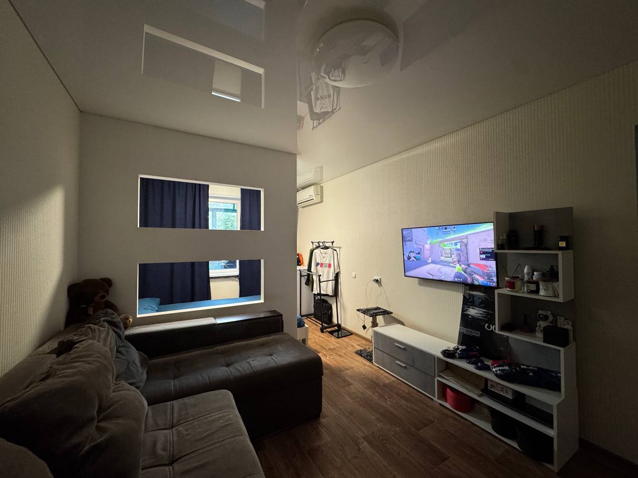 Продаж квартири з вільним плануванням 30.6 м², Покровская вул.