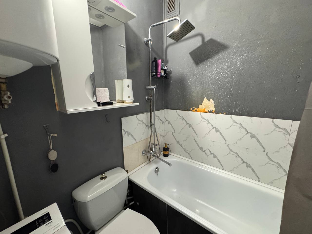 Продаж квартири з вільним плануванням 30.6 м², Покровская вул.