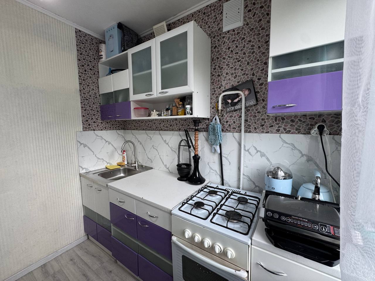 Продаж квартири з вільним плануванням 30.6 м², Покровская вул.