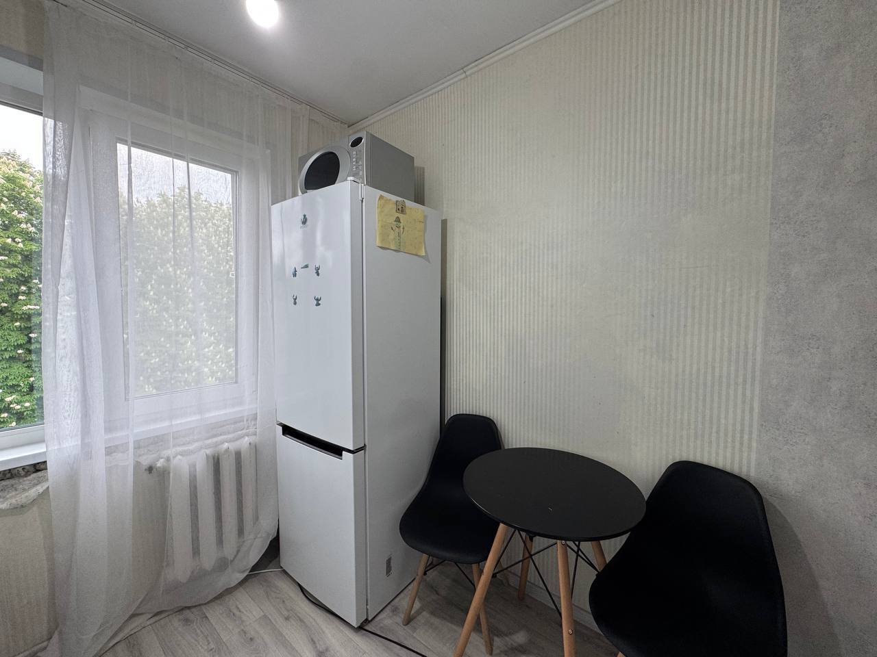 Продаж квартири з вільним плануванням 30.6 м², Покровская вул.