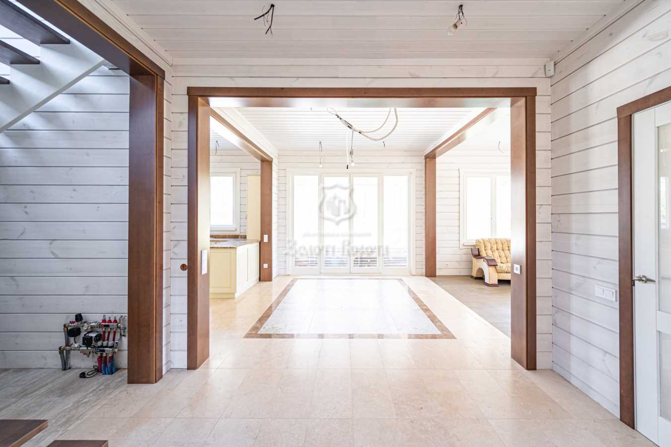 Продажа дома 281.6 м², Левка Ревуцкого ул., Симиренка, 34