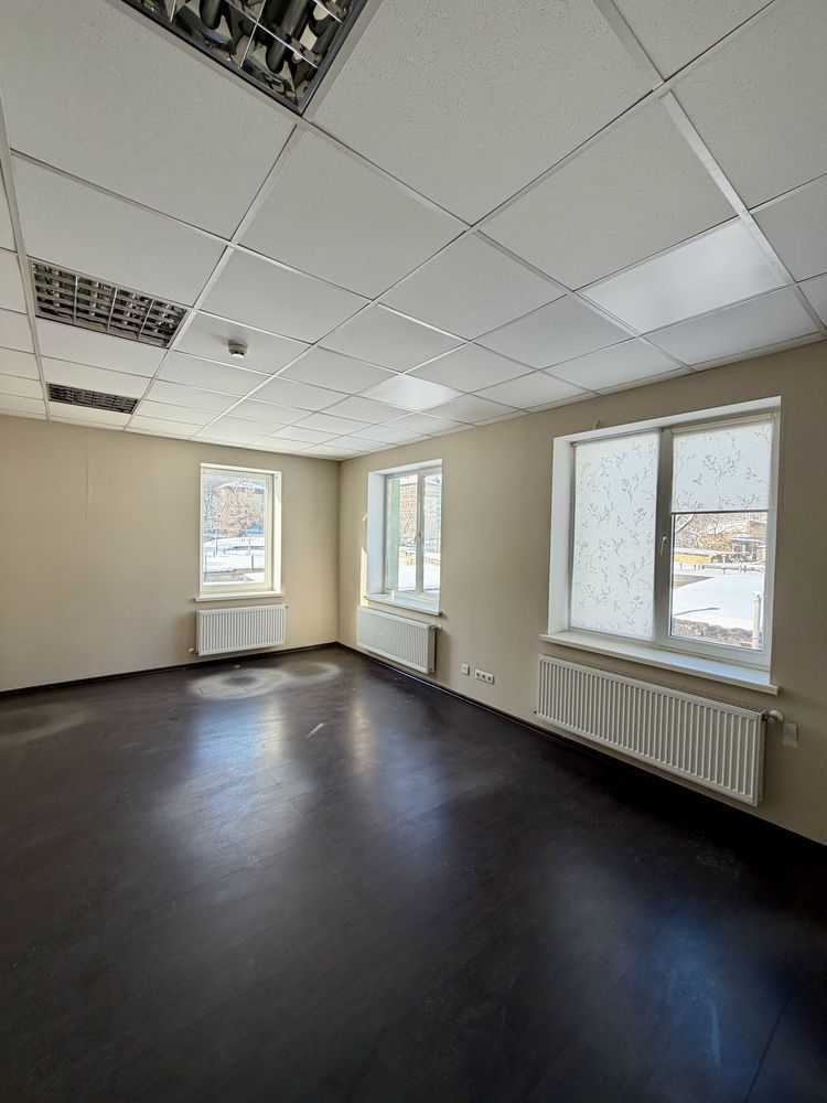 Продаж приміщення вільного призначення 470.6 м², Тропініна вул., 4Б