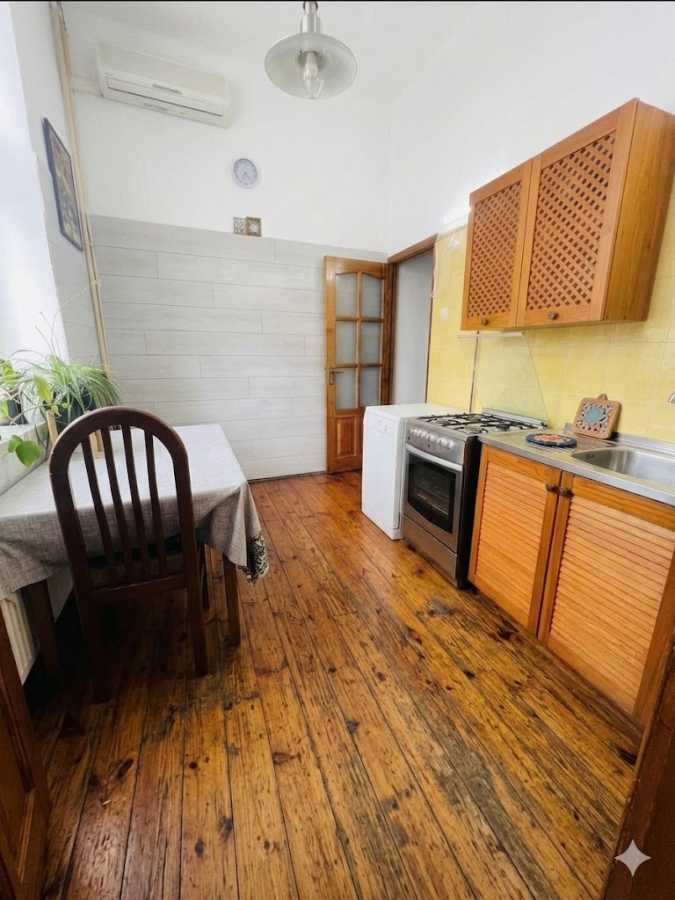 Продажа 2-комнатной квартиры 56.5 м², Верховного Совета бул., 13
