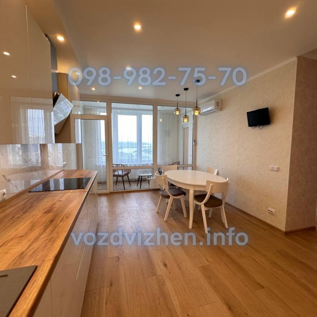 Оренда 3-кімнатної квартири 80 м², Дніпровська наб., 16д