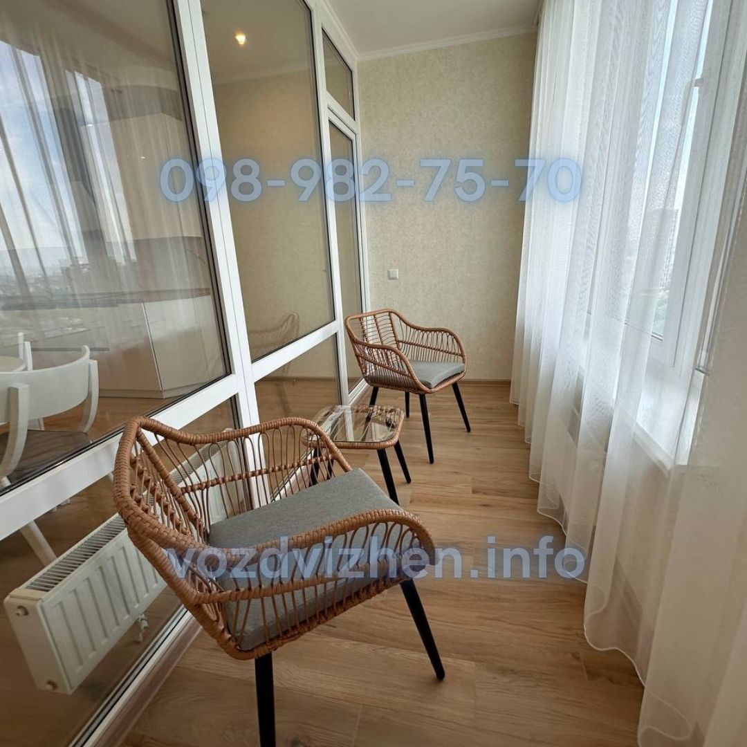 Оренда 3-кімнатної квартири 80 м², Дніпровська наб., 16д