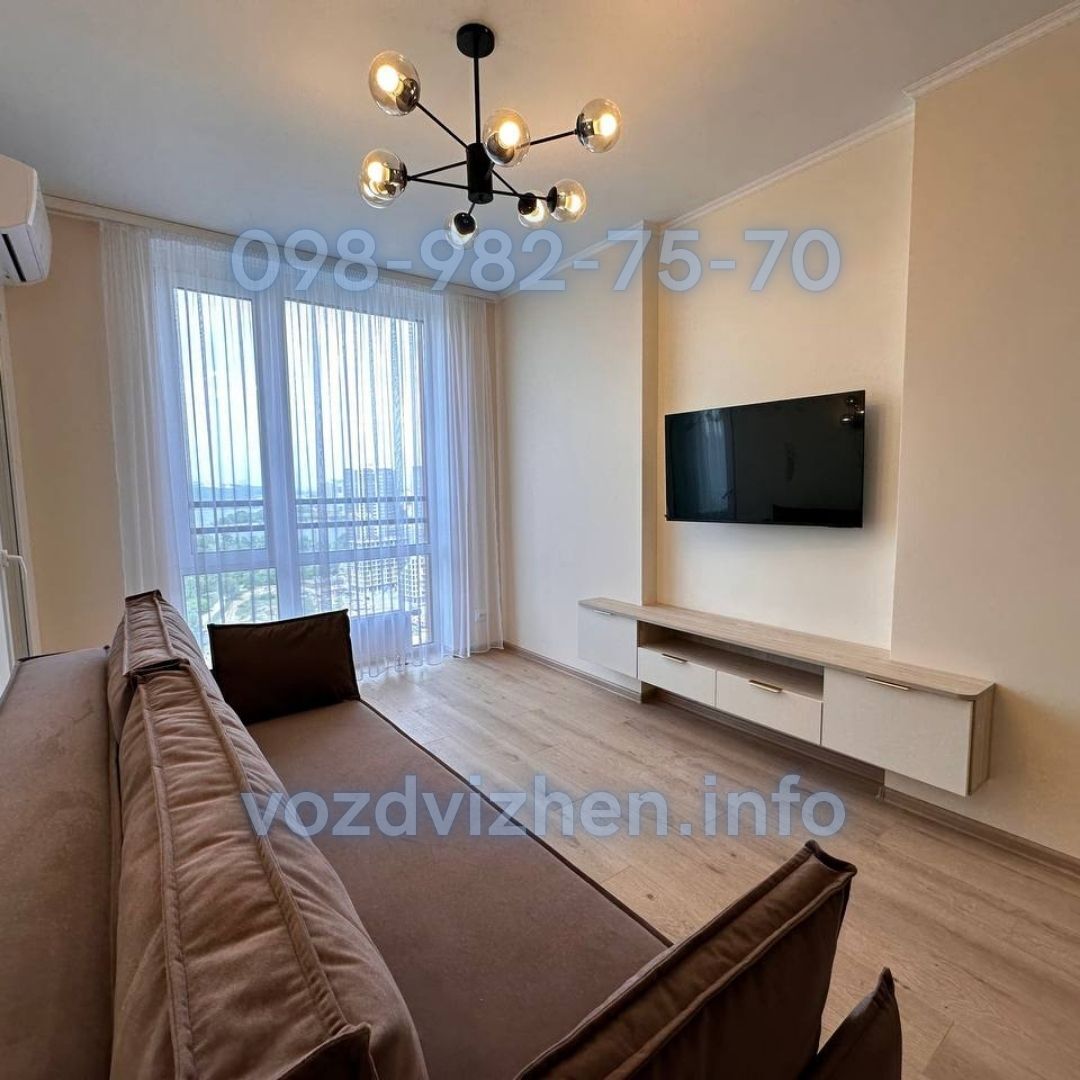 Оренда 3-кімнатної квартири 80 м², Дніпровська наб., 16д