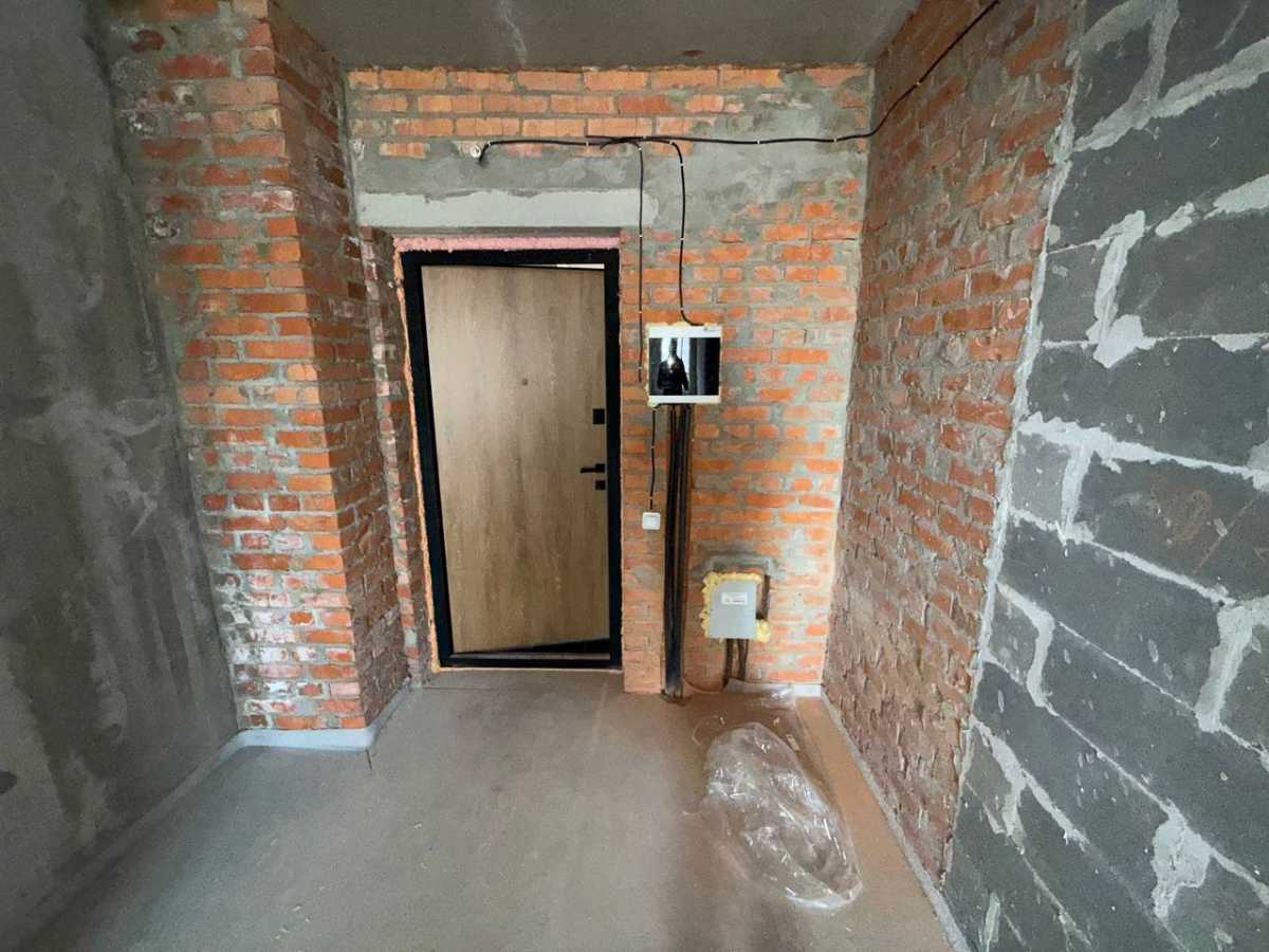 Продажа 3-комнатной квартиры 79 м², Александра Олеся ул., 23А
