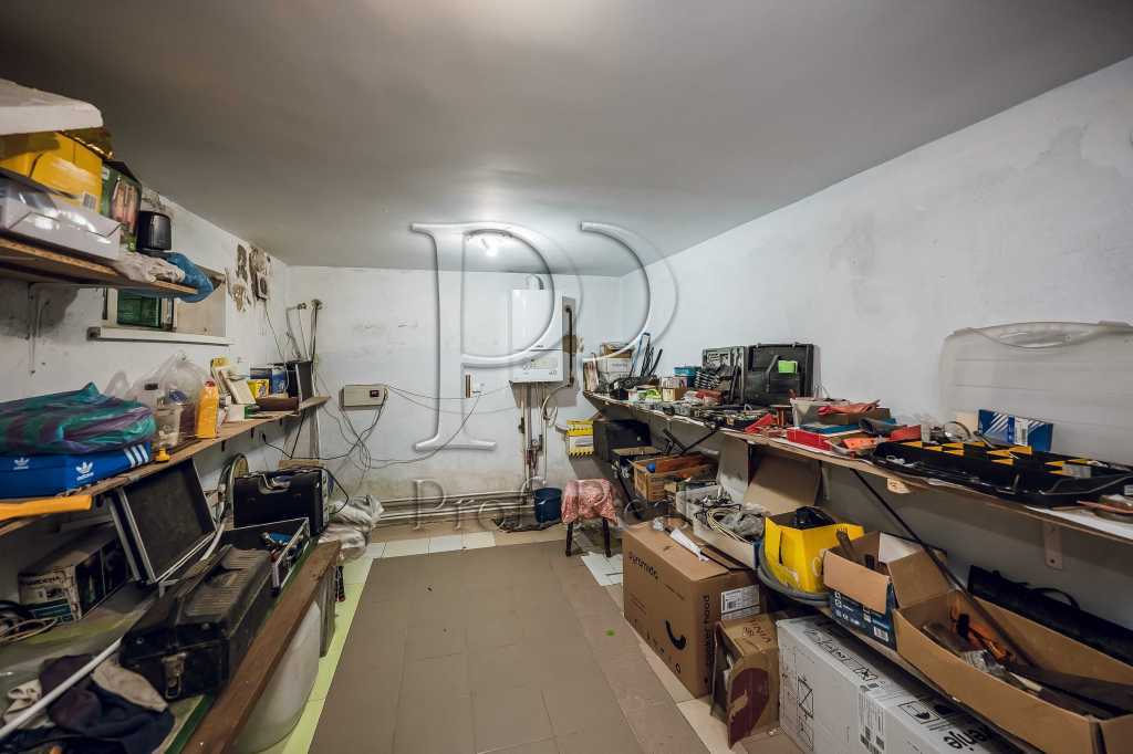 Продаж будинку 218 м²