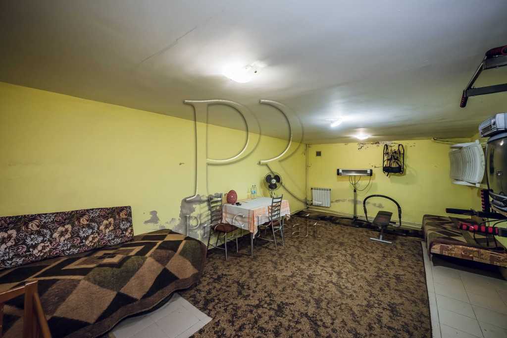 Продаж будинку 218 м²