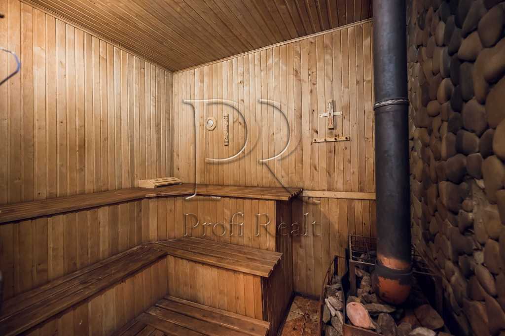 Продаж будинку 218 м²