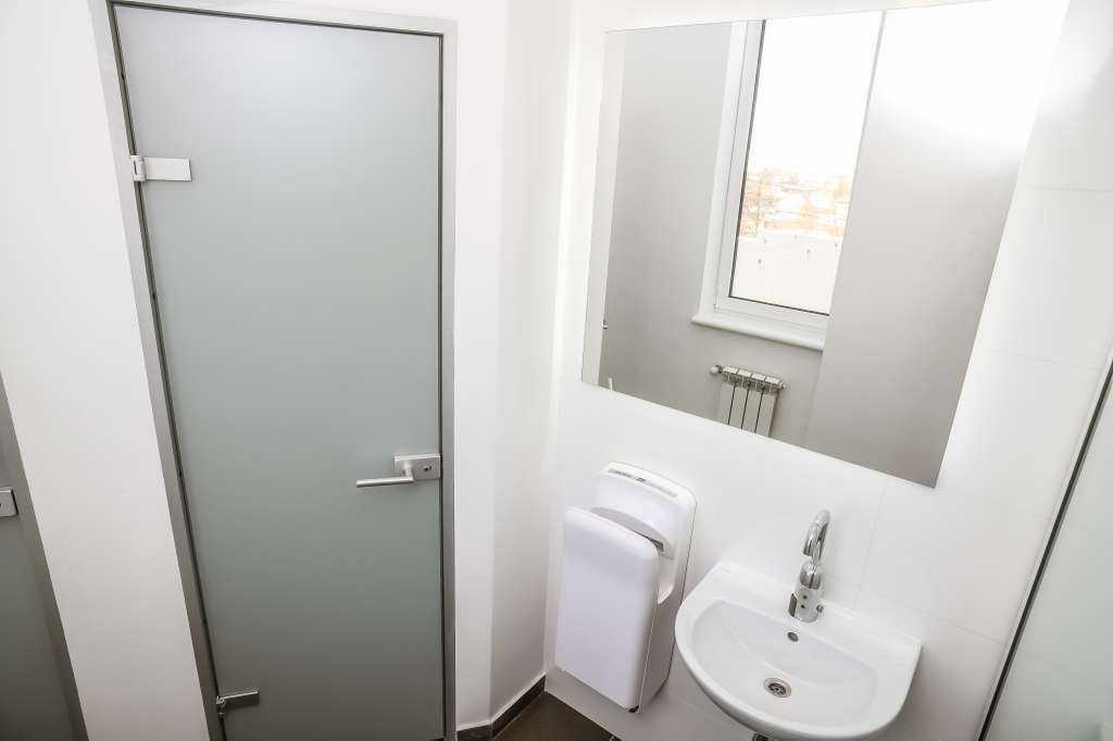 Аренда офиса 10 м², Евгения Сверстюка ул., 11Ж