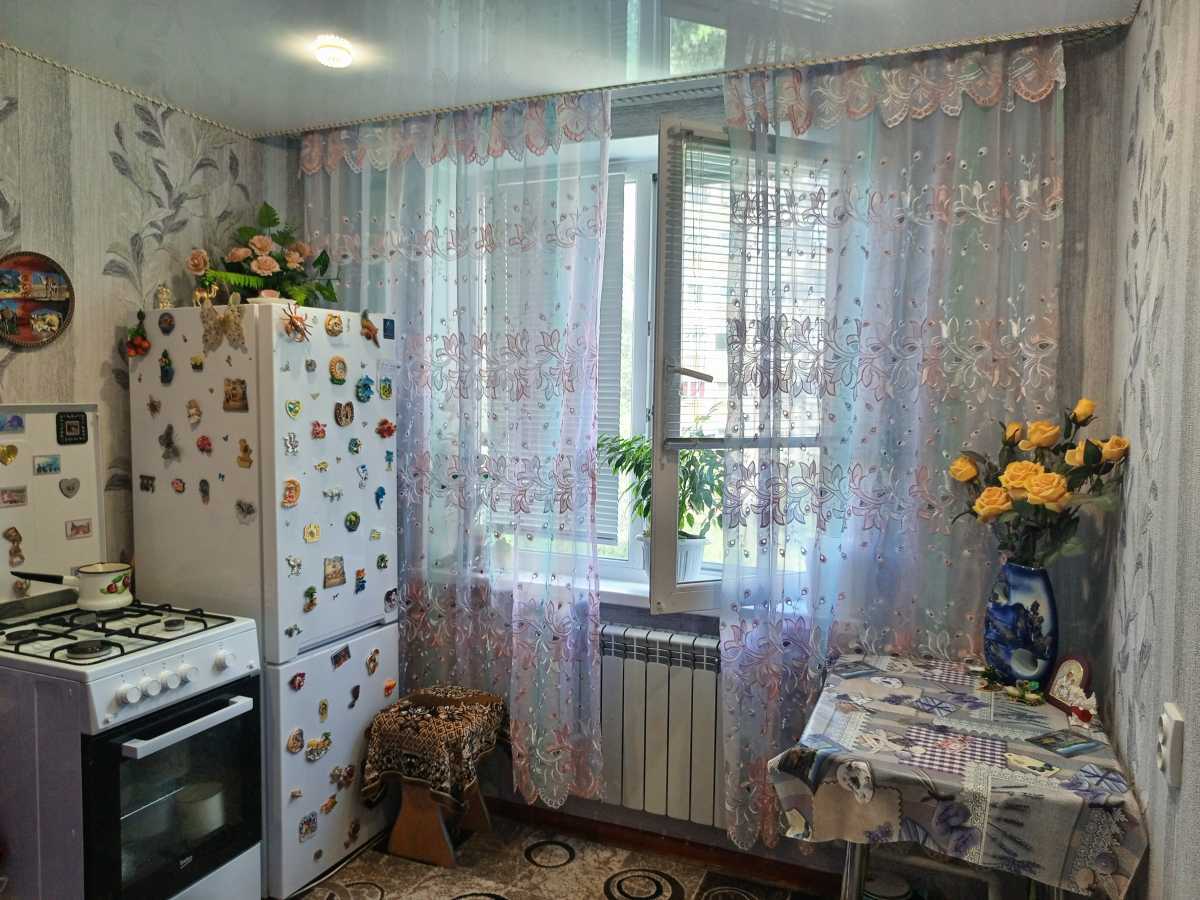 Продаж 1-кімнатної квартири 36.2 м², Героїв України