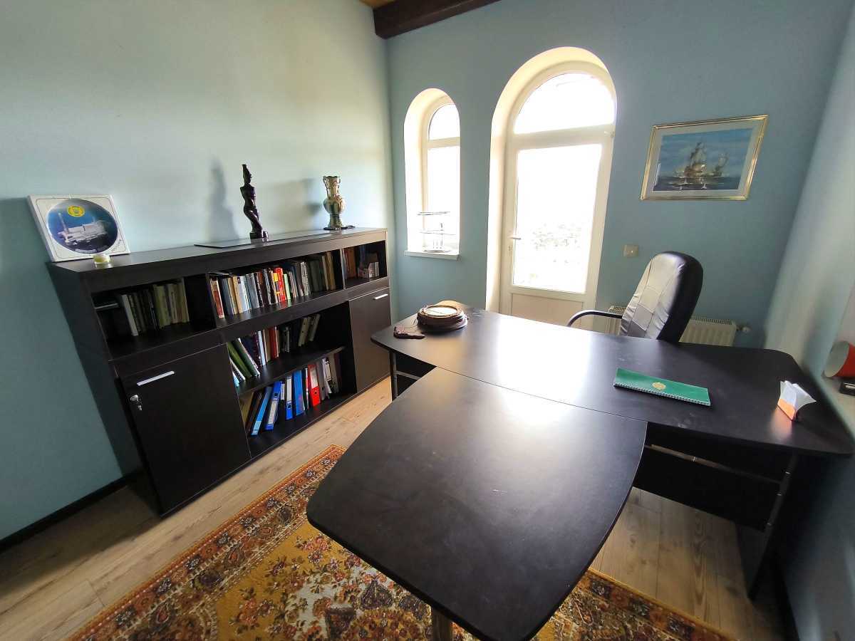 Продаж дачі 350 м², миколаївська