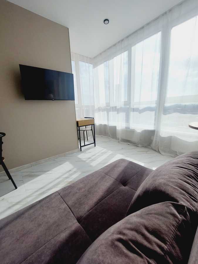 Оренда 1-кімнатної квартири 42 м², Олеся Бабія вул., Бердника, 1Г