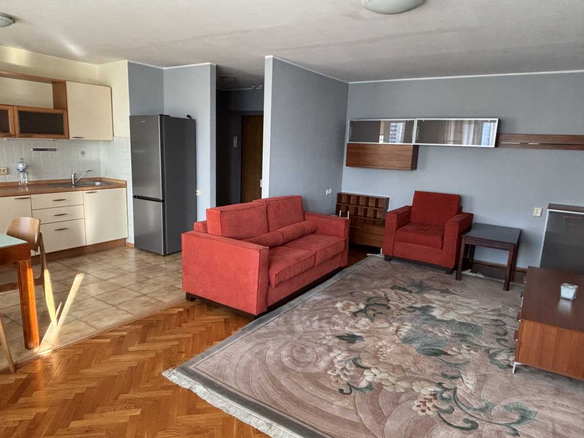 Аренда 3-комнатной квартиры 72 м², Митрополита Андрея Шептицкого ул., 3