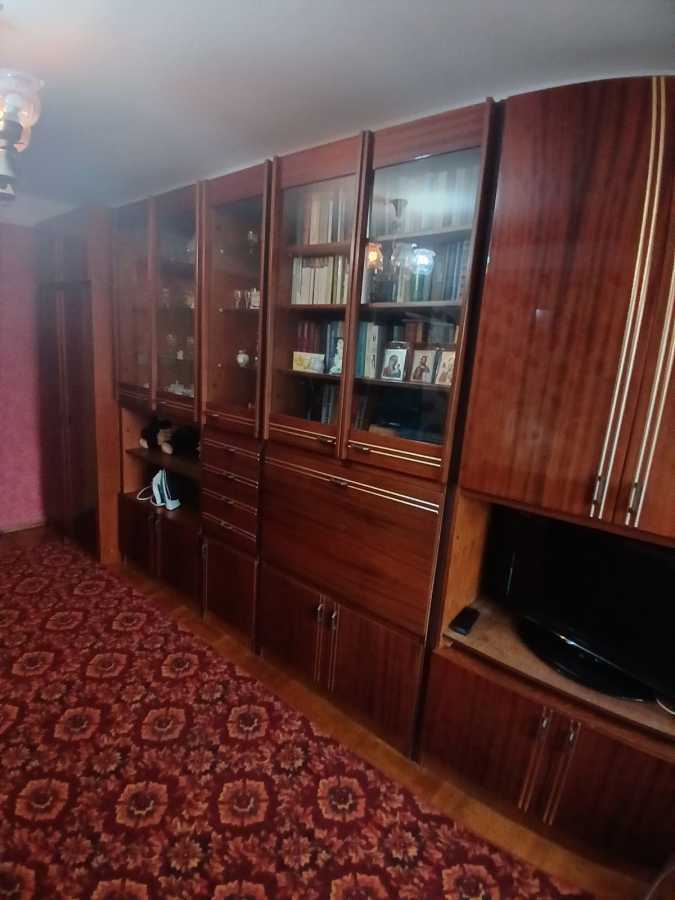 Оренда кімнати/частини квартири, Верховної Ради бул., 19