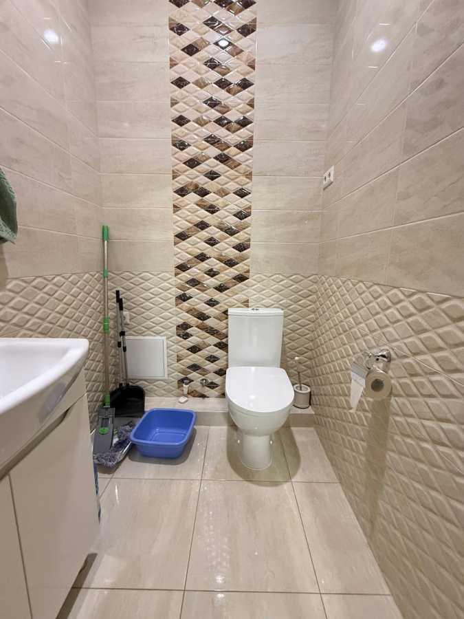 Продажа 3-комнатной квартиры 110 м², Владимира Антоновича ул., 103