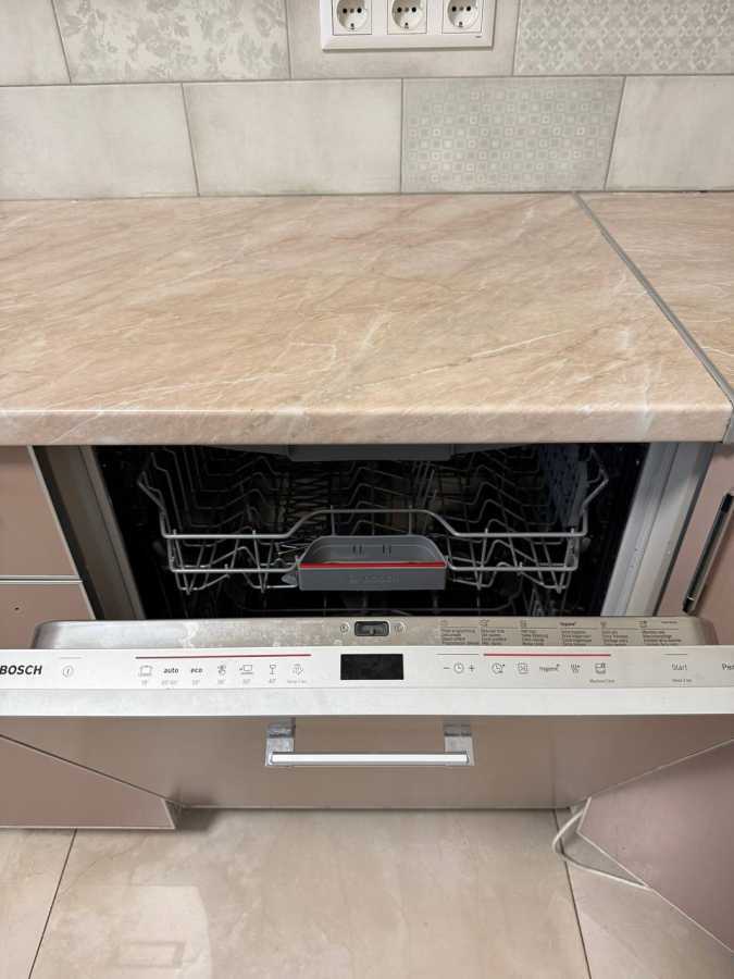 Продажа 3-комнатной квартиры 110 м², Владимира Антоновича ул., 103