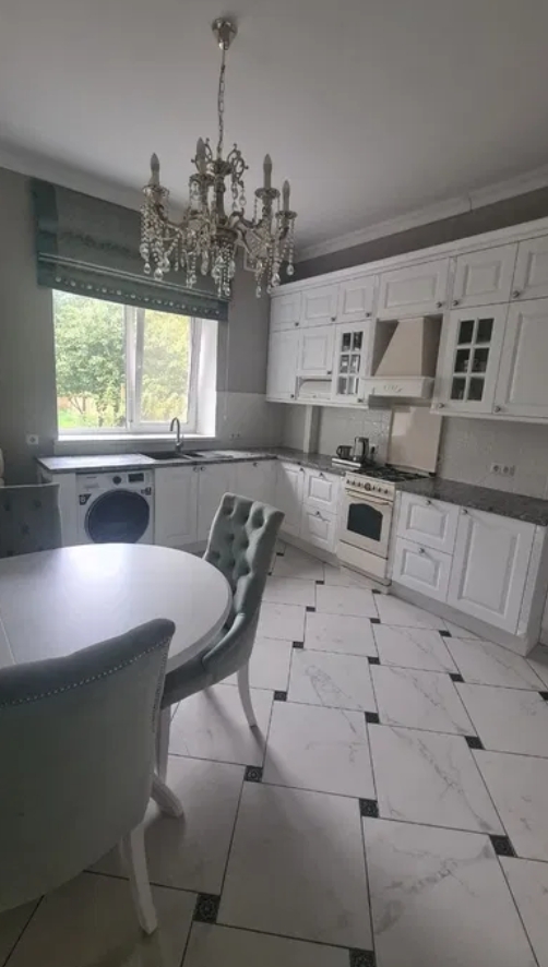 Оренда будинку 250 м², Зої Космодем'янської вул.