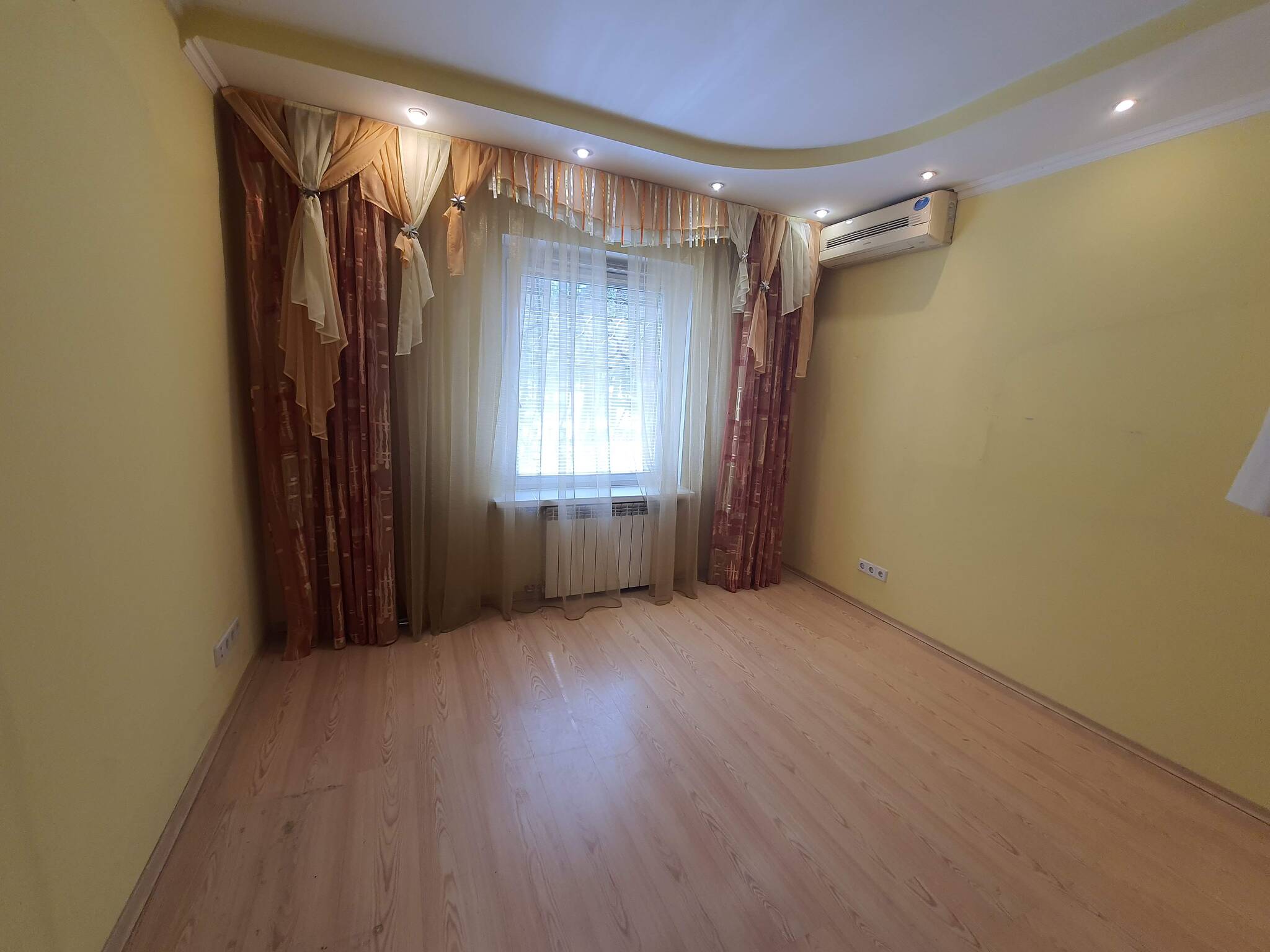 Аренда 3-комнатной квартиры 122 м², Милютенко ул., 17В