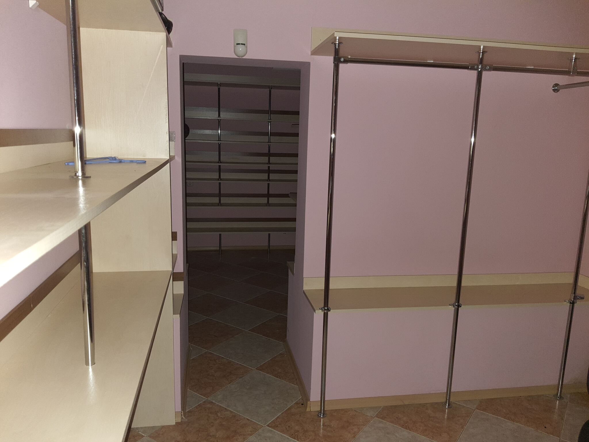 Аренда 3-комнатной квартиры 122 м², Милютенко ул., 17В