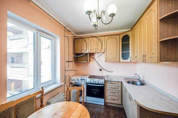 Продажа 3-комнатной квартиры 74 м², Драгоманова ул., 23